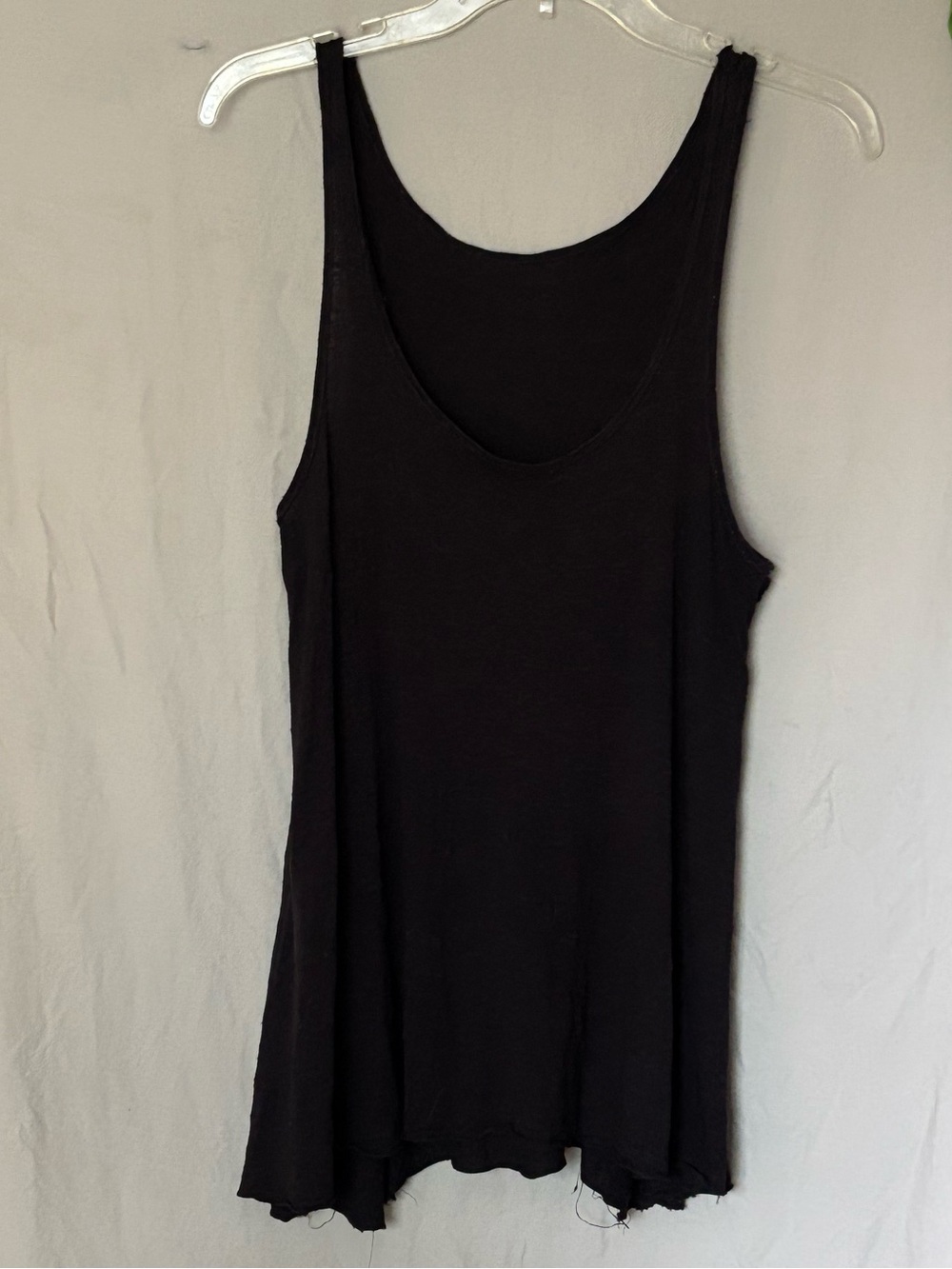 🦋FREE PEOPLE🦋 a-line tank top,scoop neck, selvage/seams raw